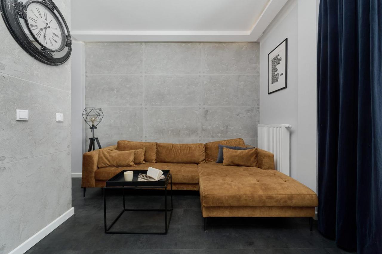 Stylish Kosciuszki Apartaments Near The Market Square With Free Garage Wroclaw By Noclegi Renters Breslávia Exterior foto