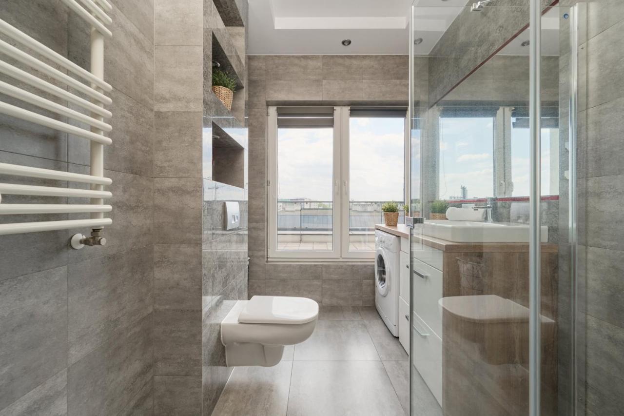 Stylish Kosciuszki Apartaments Near The Market Square With Free Garage Wroclaw By Noclegi Renters Breslávia Exterior foto