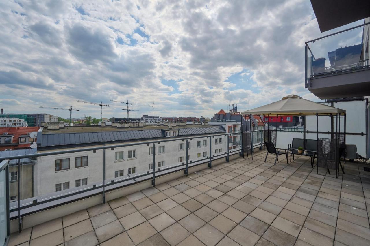 Stylish Kosciuszki Apartaments Near The Market Square With Free Garage Wroclaw By Noclegi Renters Breslávia Exterior foto