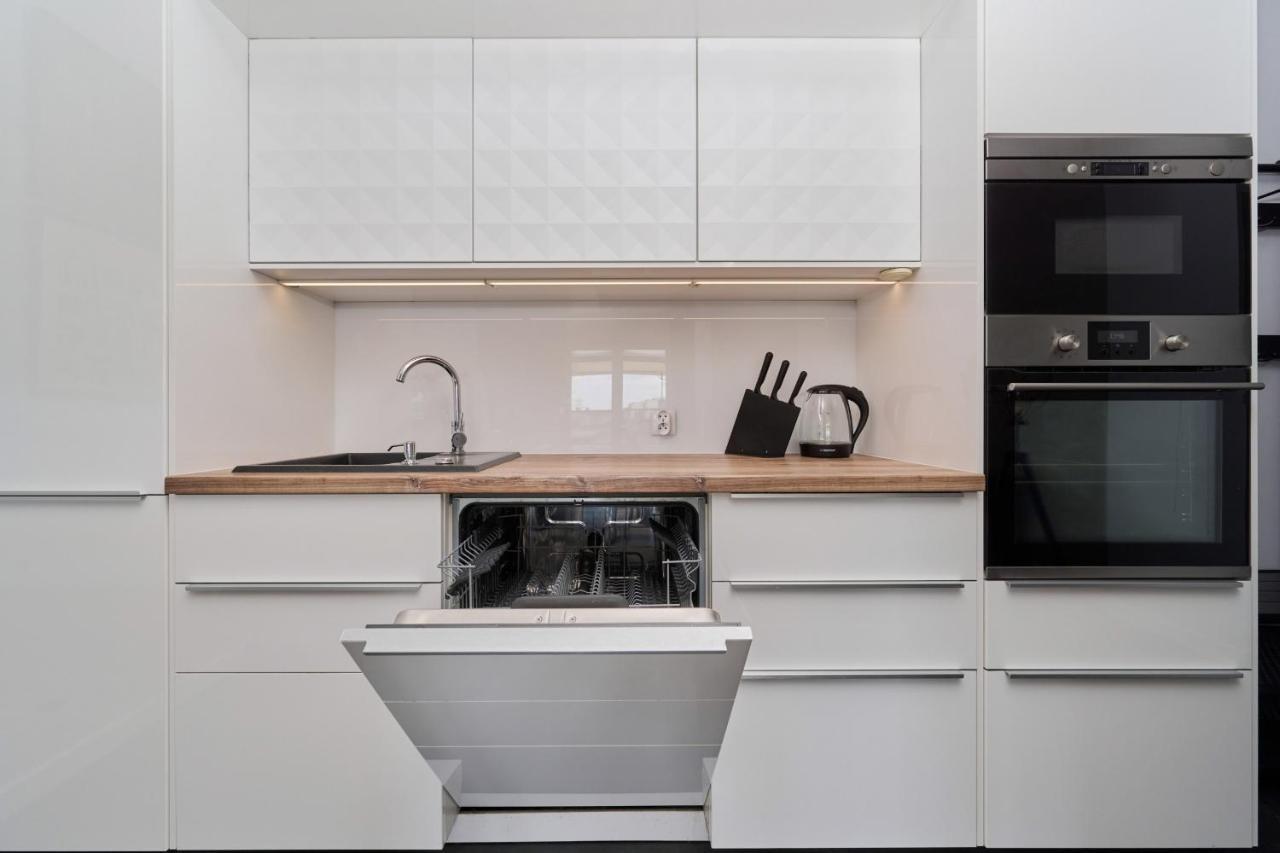 Stylish Kosciuszki Apartaments Near The Market Square With Free Garage Wroclaw By Noclegi Renters Breslávia Exterior foto