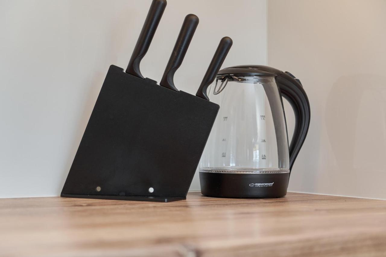Stylish Kosciuszki Apartaments Near The Market Square With Free Garage Wroclaw By Noclegi Renters Breslávia Exterior foto