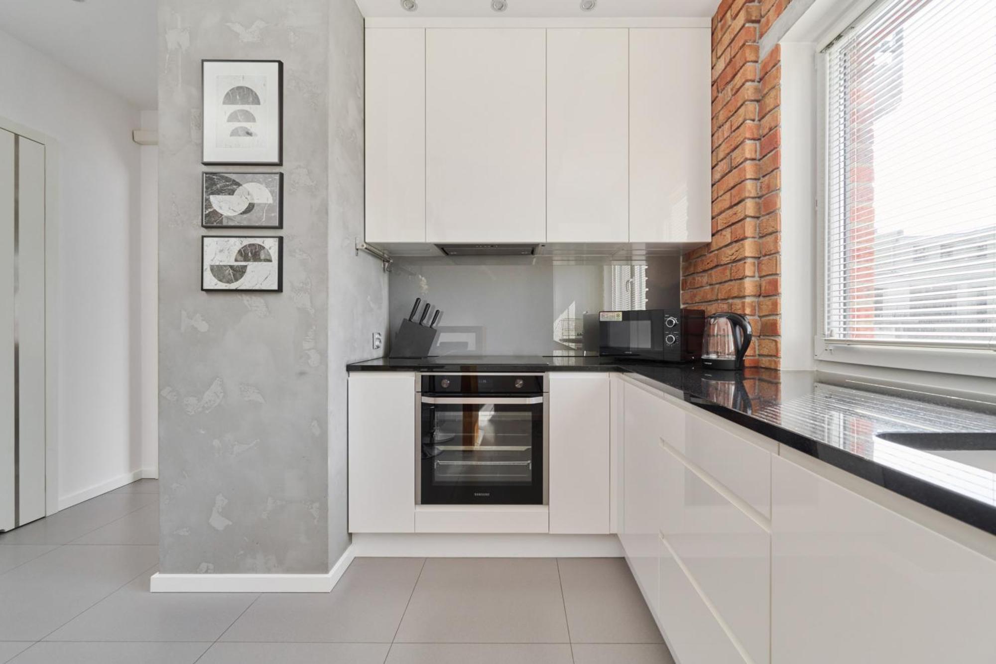 Stylish Kosciuszki Apartaments Near The Market Square With Free Garage Wroclaw By Noclegi Renters Breslávia Exterior foto