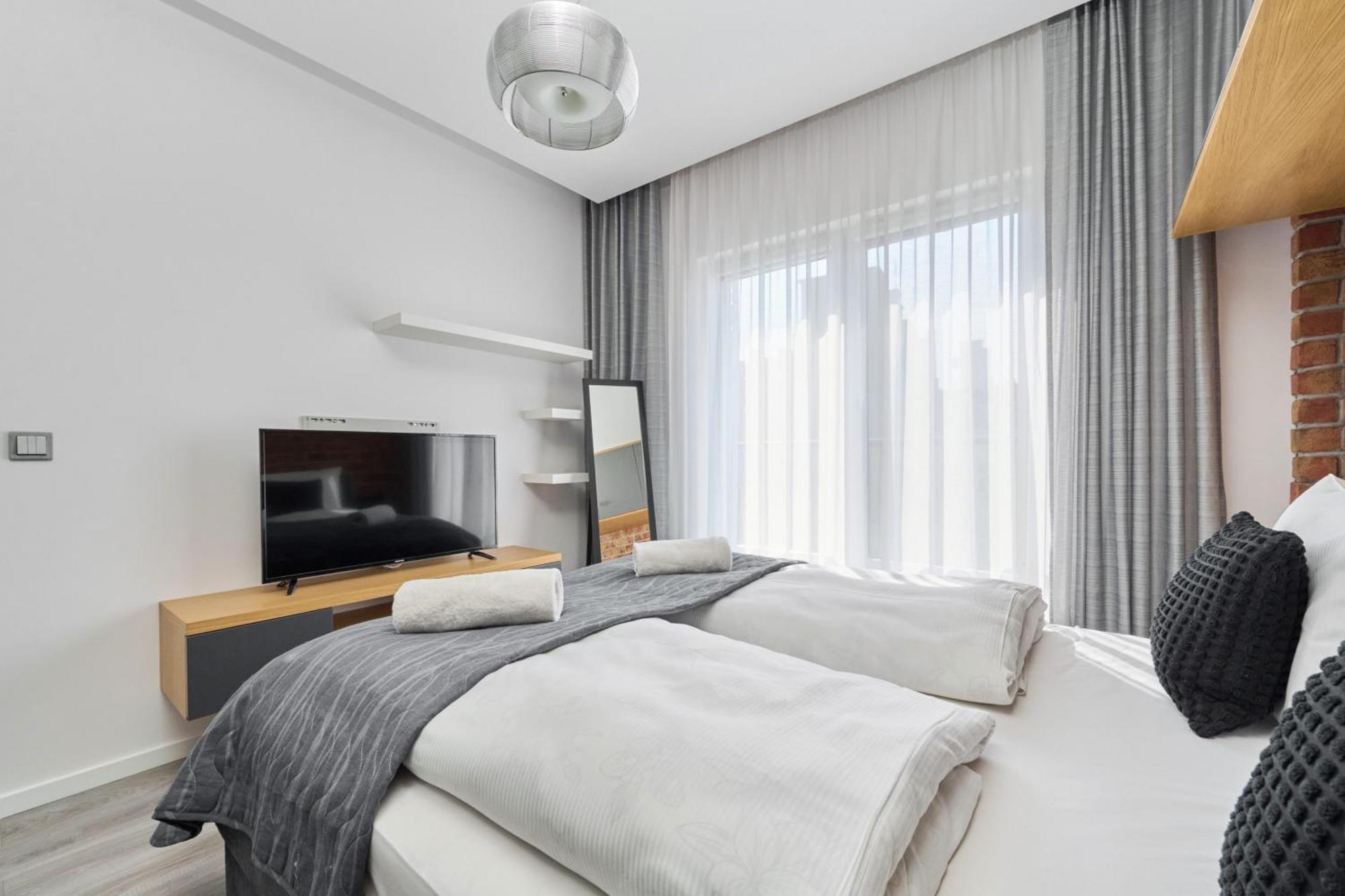Stylish Kosciuszki Apartaments Near The Market Square With Free Garage Wroclaw By Noclegi Renters Breslávia Exterior foto