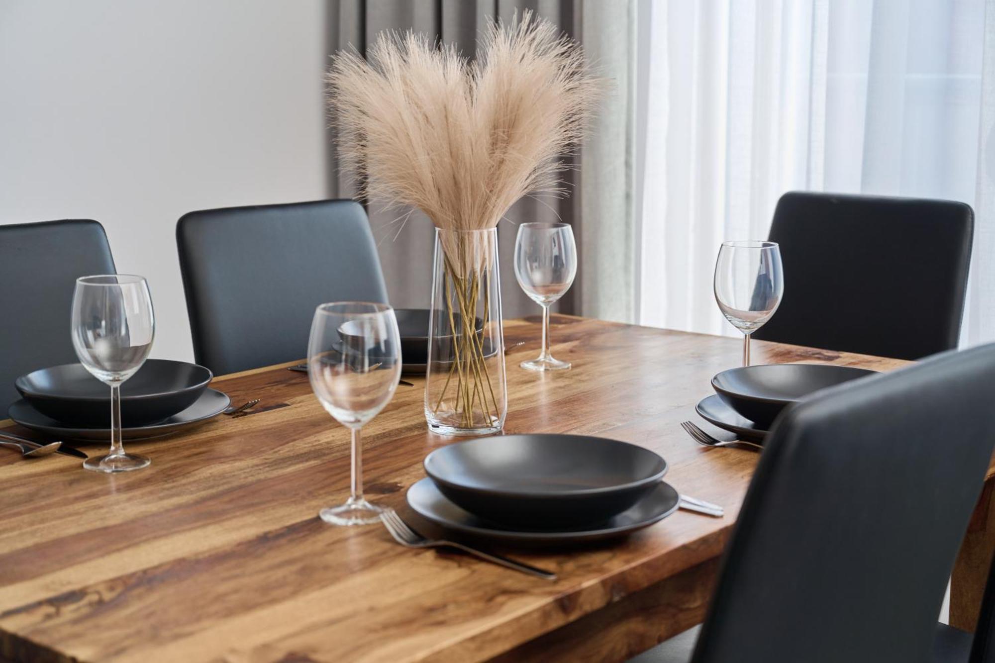 Stylish Kosciuszki Apartaments Near The Market Square With Free Garage Wroclaw By Noclegi Renters Breslávia Exterior foto