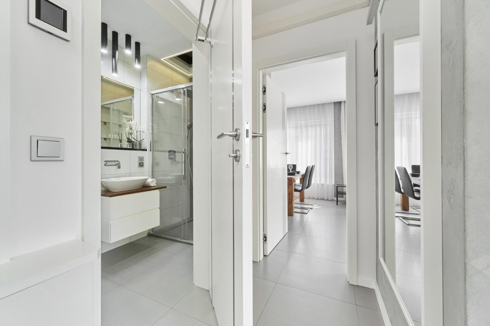 Stylish Kosciuszki Apartaments Near The Market Square With Free Garage Wroclaw By Noclegi Renters Breslávia Exterior foto