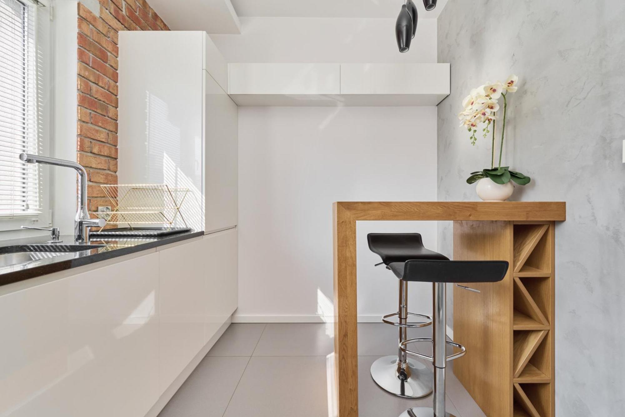 Stylish Kosciuszki Apartaments Near The Market Square With Free Garage Wroclaw By Noclegi Renters Breslávia Exterior foto