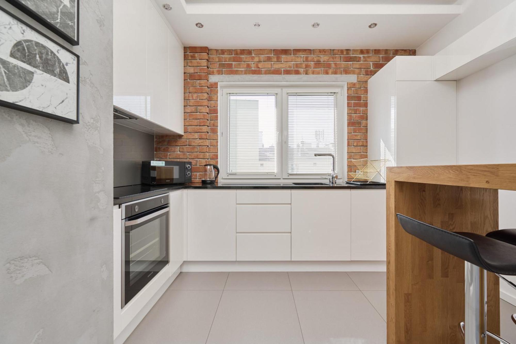 Stylish Kosciuszki Apartaments Near The Market Square With Free Garage Wroclaw By Noclegi Renters Breslávia Exterior foto